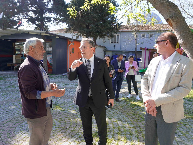 Ak Parti Milletvekili Adayı Av. Mehmet Sarı, seçim çalışmaları için Değirmenköy'de