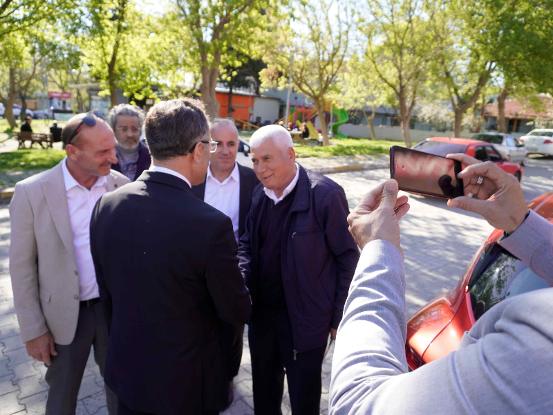 Ak Parti Milletvekili Adayı Av. Mehmet Sarı, seçim çalışmaları için Değirmenköy'de