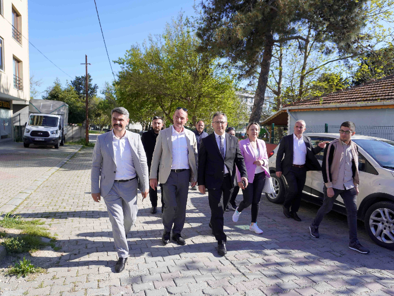 Ak Parti Milletvekili Adayı Av. Mehmet Sarı, seçim çalışmaları için Değirmenköy'de