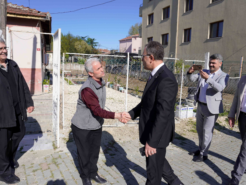 Ak Parti Milletvekili Adayı Av. Mehmet Sarı, seçim çalışmaları için Değirmenköy'de