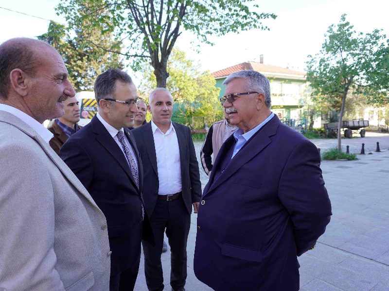 Ak Parti Milletvekili Adayı Av. Mehmet Sarı, seçim çalışmaları için Değirmenköy'de