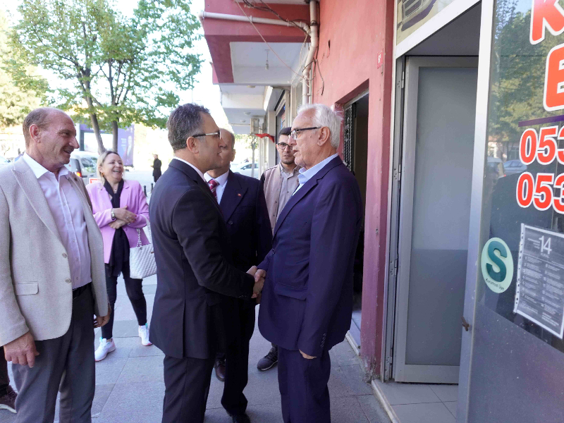 Ak Parti Milletvekili Adayı Av. Mehmet Sarı, seçim çalışmaları için Değirmenköy'de