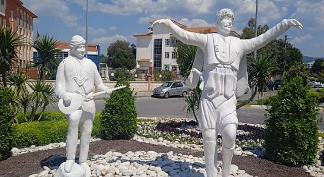 Efe Heykelinin Bakımı Yapıldı