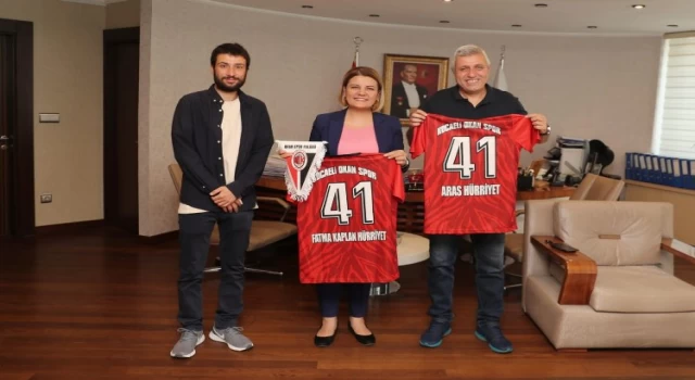 Başkan Hürrriyet’e Okan Spor’dan ziyaret