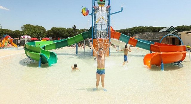 Aydın Tekstil Yaşam Alanı’nda AQUAPARK Hizmete Açıldı
