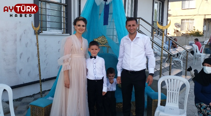 Uyanık ailesinin evlatları Bartu ve Bora'nın sünnet töreni yapıldı