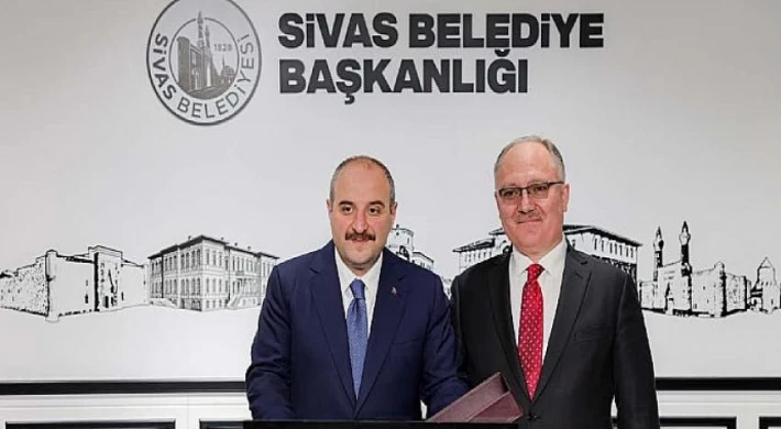 Bakan Mustafa Varank’tan Sivas Belediye Başkanı Hilmi Bilgin’e Ziyaret