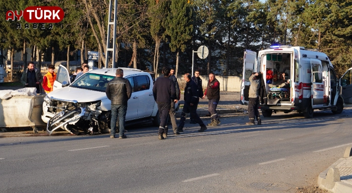 Değirmenköy'de un fabrikası önünde kaza