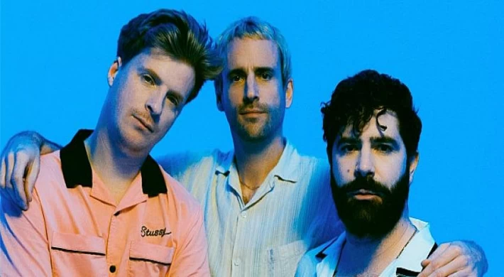 Foals Türkiye’de ilk kez 15 Ağustos’ta Zorlu PSM’de