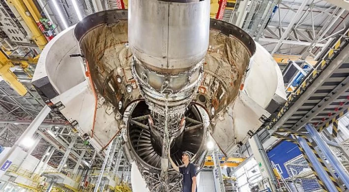 Rolls-Royce, düşük emisyonlu yanma sisteminin uçuş testini gerçekleştirdi