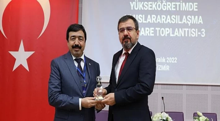 Yükseköğretimde Uluslararasılaşma İstişare Toplantısı İKÇÜ Ev Sahipliğinde Yapıldı