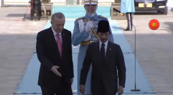 Brunei Sultanı Ankara’da