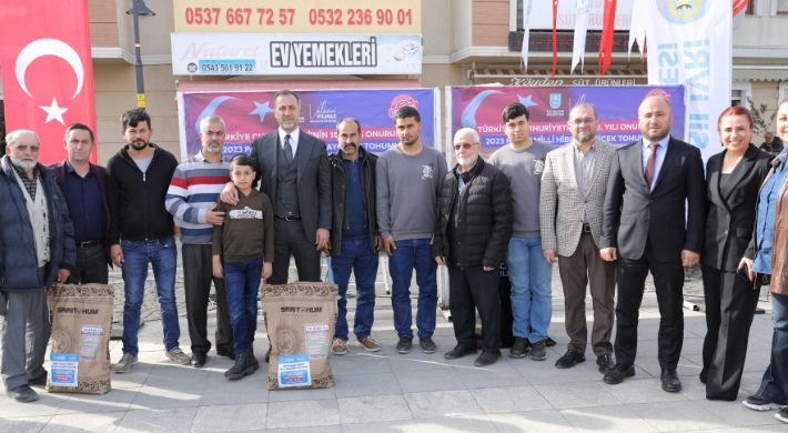 Silivri'de Milli Ayçiçek Tohumu seferberliği devam ediyor