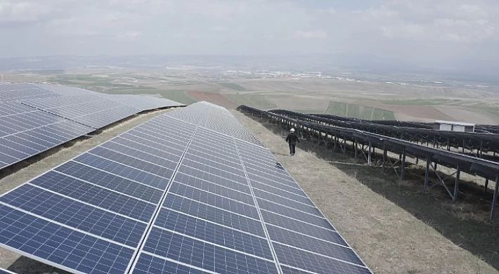 Galata Wind Avrupa’da toplamda 300 MW kapasiteli güneş enerji santrali projeleri geliştirecek