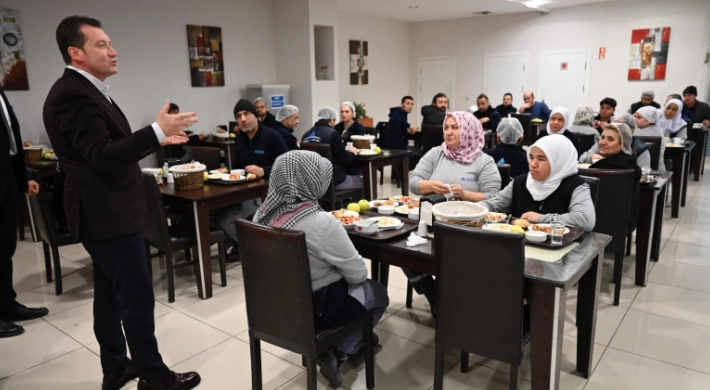 Bora Balcıoğlu, Sem Plastik Fabrikası İşçileriyle Buluştu