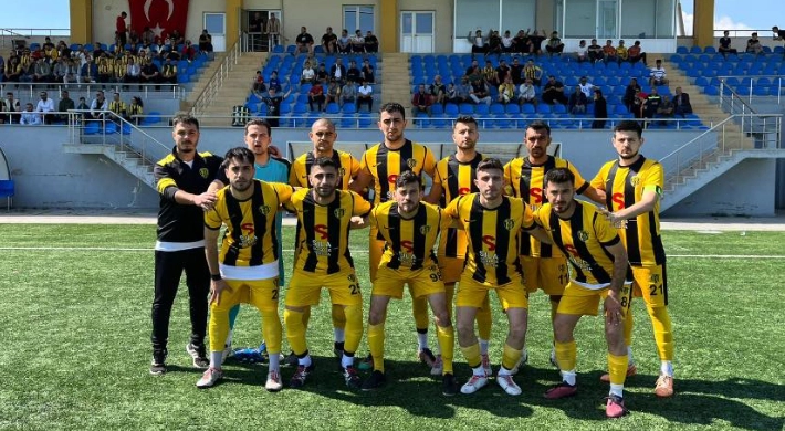 Çantaköyspor Değirmenköy Stadı'ndan puansız ayrıldı