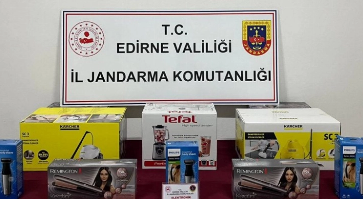 Edirne’de kaçak elektronik eşya ele geçirildi!