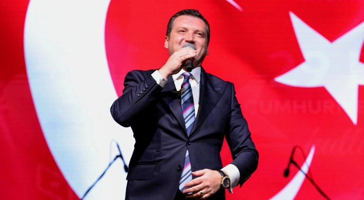 “Bir kez daha haykırıyoruz, egemenlik kayıtsız şartsız milletindir!”