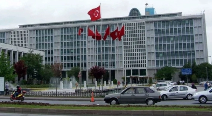 İstanbul Büyükşehir’e 4. dalga operasyonu! CHP’den tepki: Ayarını bozduğunuz kantar gün gelir sizi tartar!