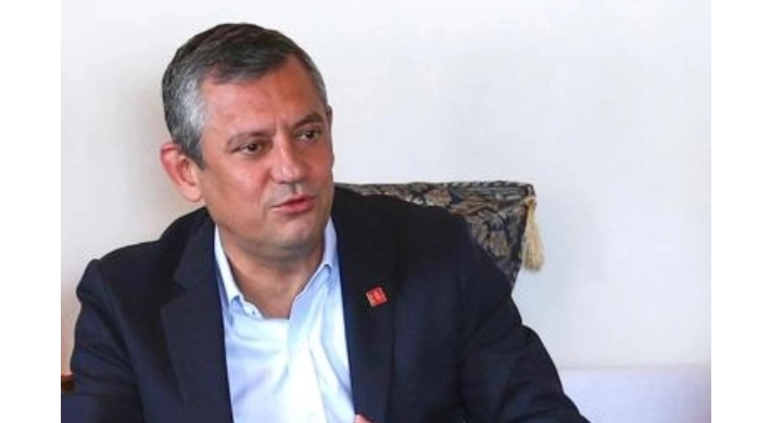 Özgür Özel’den saldırı sonrası ilk mesaj: Fırtınadan sağ salim geçeceğiz