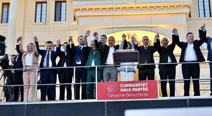 Başkan Balcıoğlu, Büyükçekmece’de “Millet İradesine Sahip Çıkıyoruz” mitingine katıldı