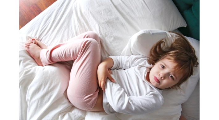 Çocuklarda gastroenterit alarmı! Her iki çocuktan birinde tanı konuluyor