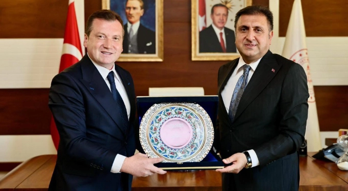 Başkan Bora Balcıoğlu İstanbul İl Milli Eğitim Müdürü Murat Mücahit Yentür’ü Ziyaret Etti