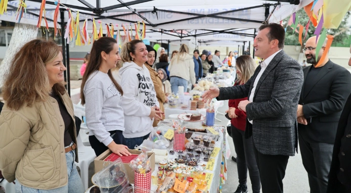 Başkan Balcıoğlu, Piri Mehmet Paşa İlkokulu’nda kermese katıldı