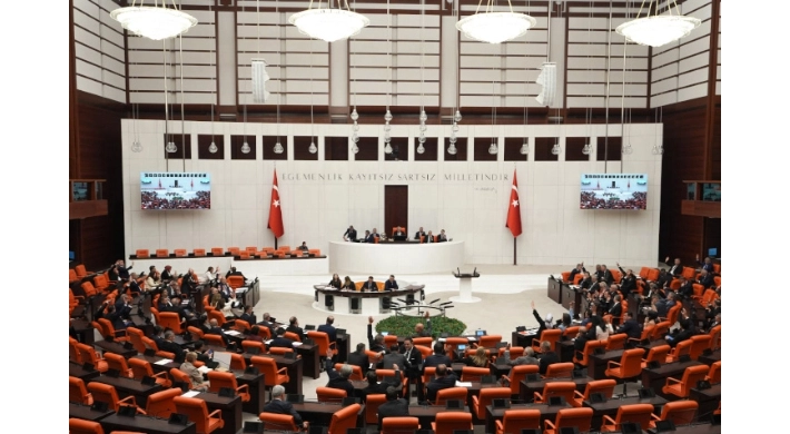 Irak ve Suriye’ye asker gönderme yetkisi 3 yıl uzatıldı