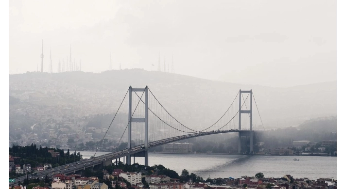 Sıcaklıklar mevsim normallerinin üzerinde... Kuzeybatıda sağanak alarmı!