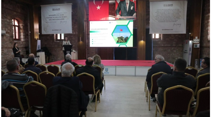 Silivri’de site yönetimlerine “Sıfır Atık” eğitimi verildi