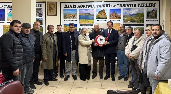 Ağrılılar’dan Ferhat Çetin’e tam destek