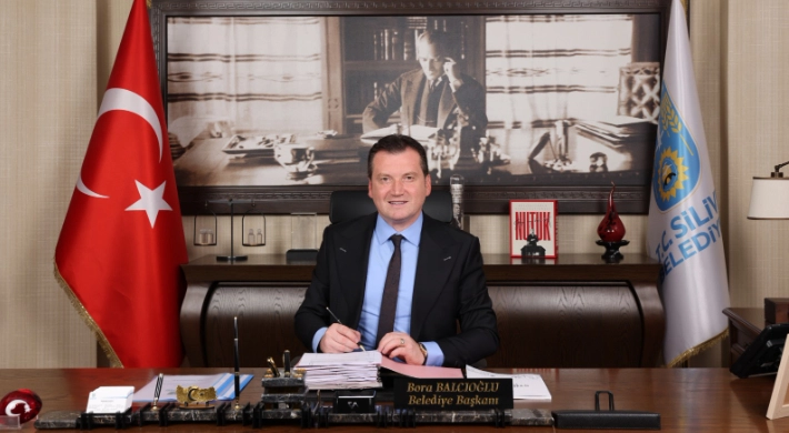 Yeni yılın ülkemize ve tüm insanlığa barış, huzur ve sağlık getirmesini temenni ediyorum