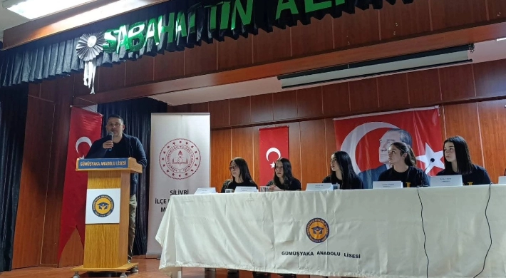 GÜMÜŞYAKA ANADOLU LİSESİ’NDEN SABAHATTİN ALİ PANELİ