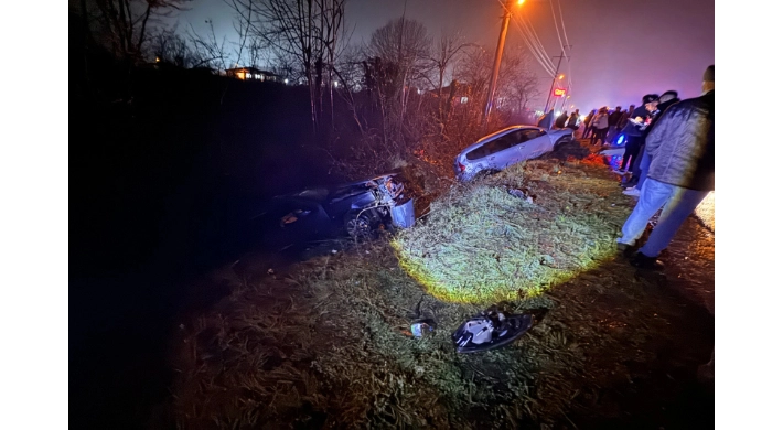 Düzce’de iki otomobil çarpıştı: 6 yaralı