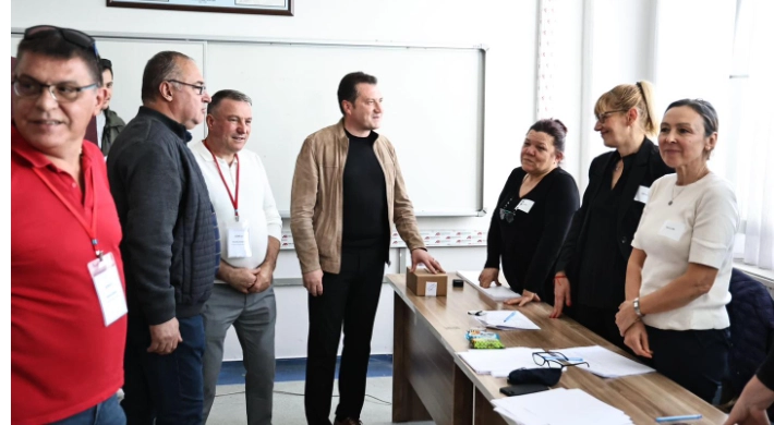 Silivri’de Bulgaristan Seçimleri İçin Sandık Yoğunluğu