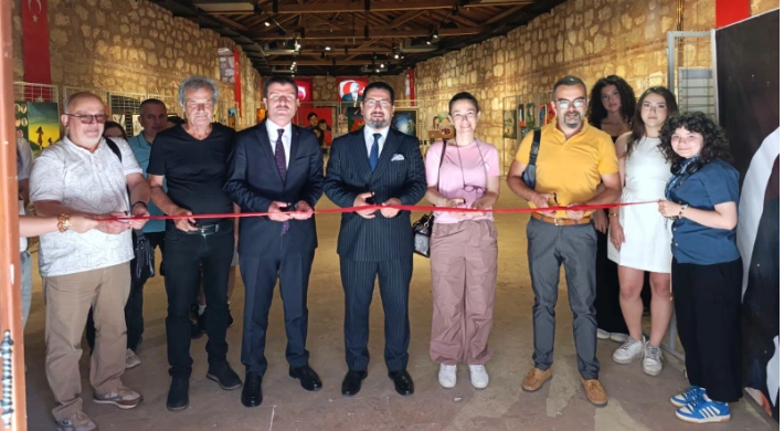 TOKİ Cumhuriyet Anadolu Lisesi’nden Anlamlı Sergi: “Aile” Sanatla Buluştu