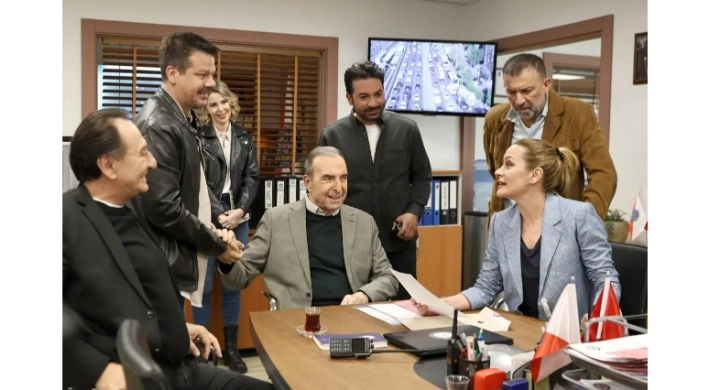 20 yıllık dizi Arka Sokaklar veda etti