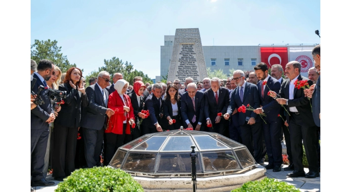Yeni Parti A Takımı belli oldu