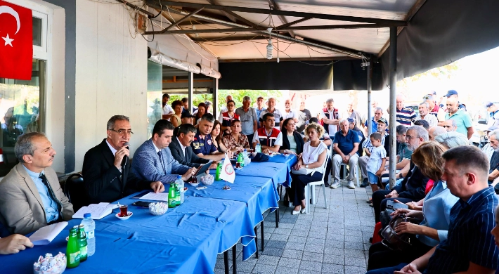 Danamandıra’da Halk Toplantısı Gerçekleştirildi