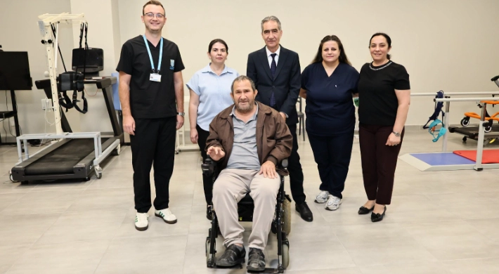 İhtiyaç Sahibi Vatandaşlara Akülü Elektrikli Sandalyeleri Teslim Edildi