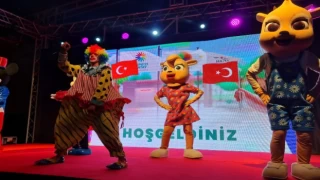 Hatay EXPO alanlarının gecesi ayrı gündüzü ayrı güzel