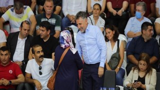 Bayraklı Belediye Başkanı Serdar Sandal Personeliyle Bayramlaştı
