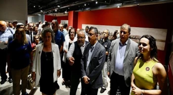 Çatı Bostanlı Ateş Çemberinde İzmir Sergisi İle Kapılarını Açtı