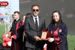 YILMAZ: "TÜRKİYE'Yİ MÜREFFEH YARINLARA ULAŞTIRACAK OLAN SİZLERSİNİZ"