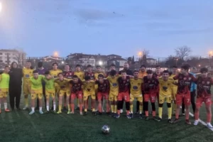 Değirmenköy ve Beyciler U17 takımları Değirmenköy Stadı'nda karşılaştı.