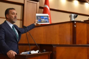 Yılmaz: "İBB'yi yönetenler deprem konusunda top çevirdi durdu"