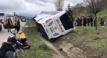 Bozüyük’te otobüs kazası: 12 yaralı!