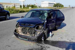 Değirmenköy'de Gümüşyaka kavşağındaki kazada bir yaralı