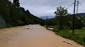 Karadeniz’i sel vurdu: 2 ölü, 1 kayıp